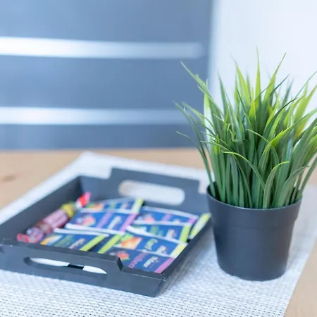 Fullhouse - - L12 - 2 Single Beds - Nespresso - Smarttv Appartement *