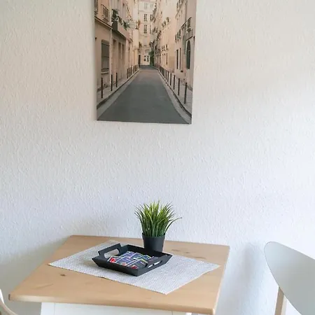 Fullhouse - - L12 - 2 Single Beds - Nespresso - Smarttv דירה צוויקאו