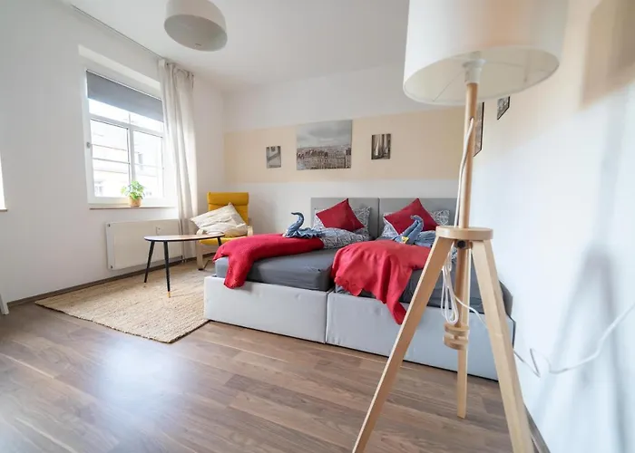 Fullhouse - - L12 - 2 Single Beds - Nespresso - Smarttv *