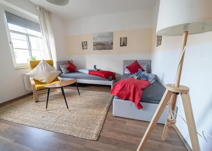 Fullhouse - - L12 - 2 Single Beds - Nespresso - Smarttv *