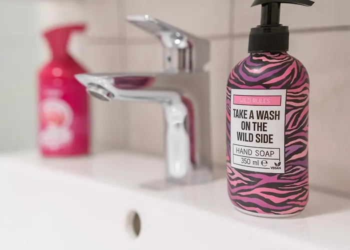 شقة Fullhouse - - L12 - 2 Single Beds - Nespresso - Smarttv *